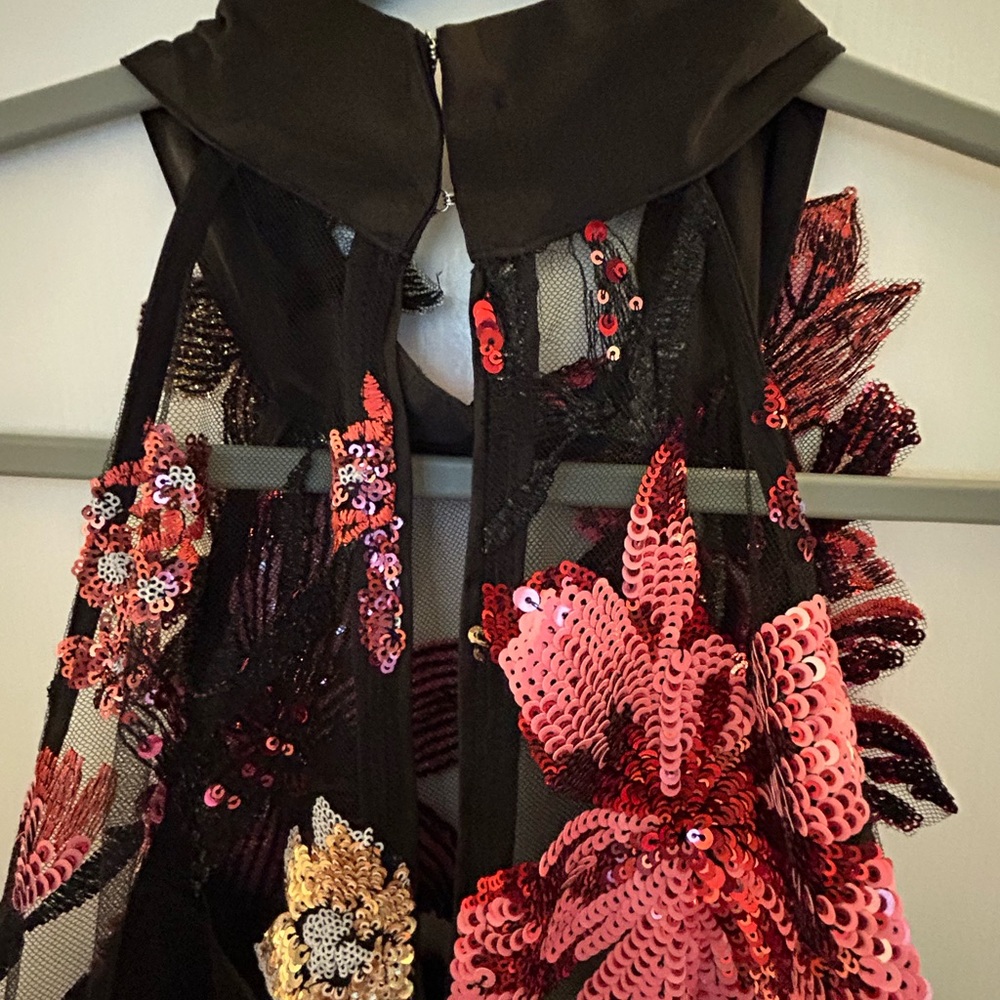 Boston Proper Size Small Sequin Mesh Slit Floral Gown - Picture 9 of 13